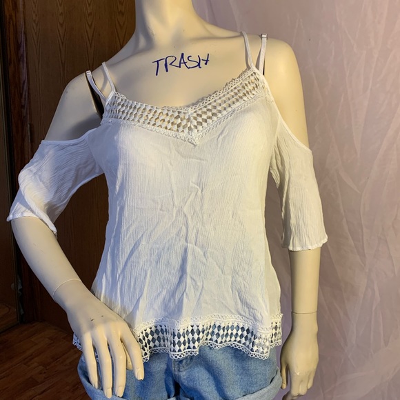 Two summer shirts bundle! - Picture 2 of 8